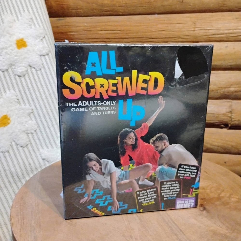 GAMES: NEW. "All Screwed Up-game of tangles & turn. Age 17+
